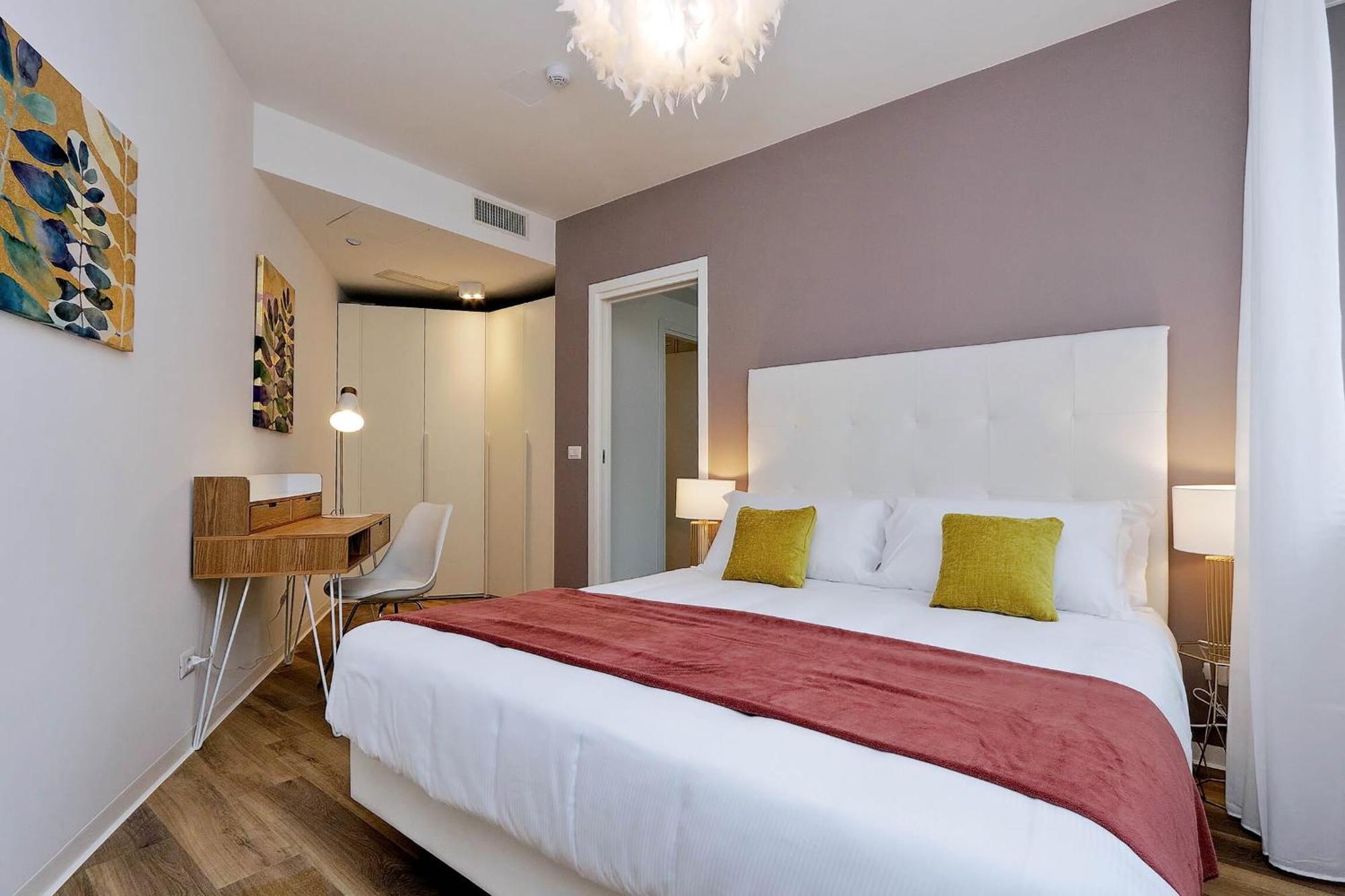 La Flavia Design By Halldis * Roma